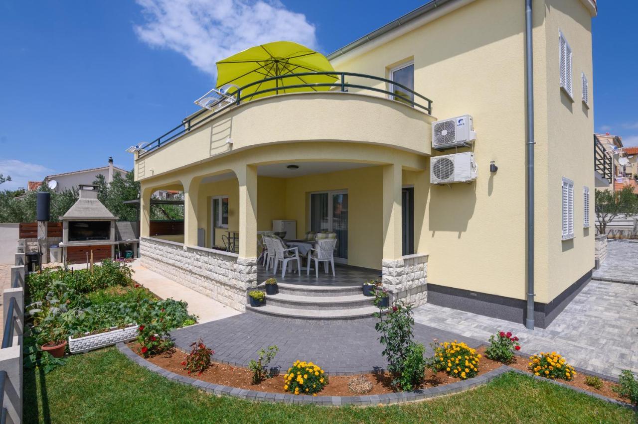 Apartments Blatancic Vodice Exteriör bild
